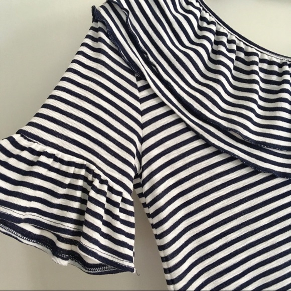 RO & DE Anthropology off shoulder top - Picture 2 of 6